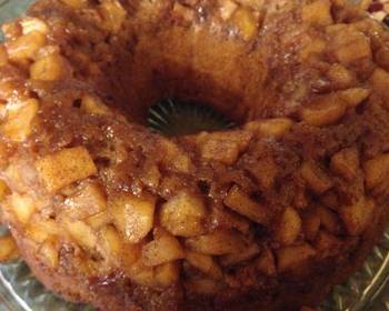 Without Fail Making Recipe Upside down apple spice cake Delicious Steady