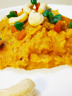 A picture of Instant Moong Dal Halwa.