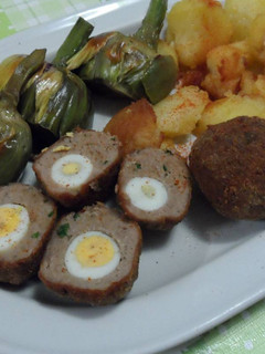 Una foto de Albóndigas con sorpresa de codorniz