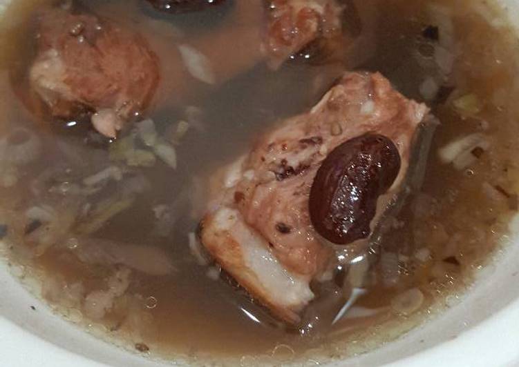 Sup Brenebon (Kacang Merah dan Iga)