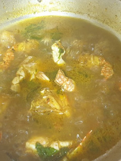 நண்டு சூப் - குளிர் காலத்திற்கு ஏற்றது (Nandu soup recipe in tamil) செய்முறை முக்கிய புகைப்படம்
