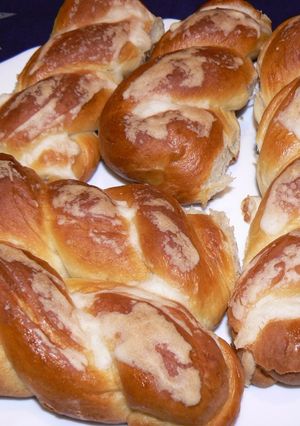 Fonott sós kalácska recept fotója