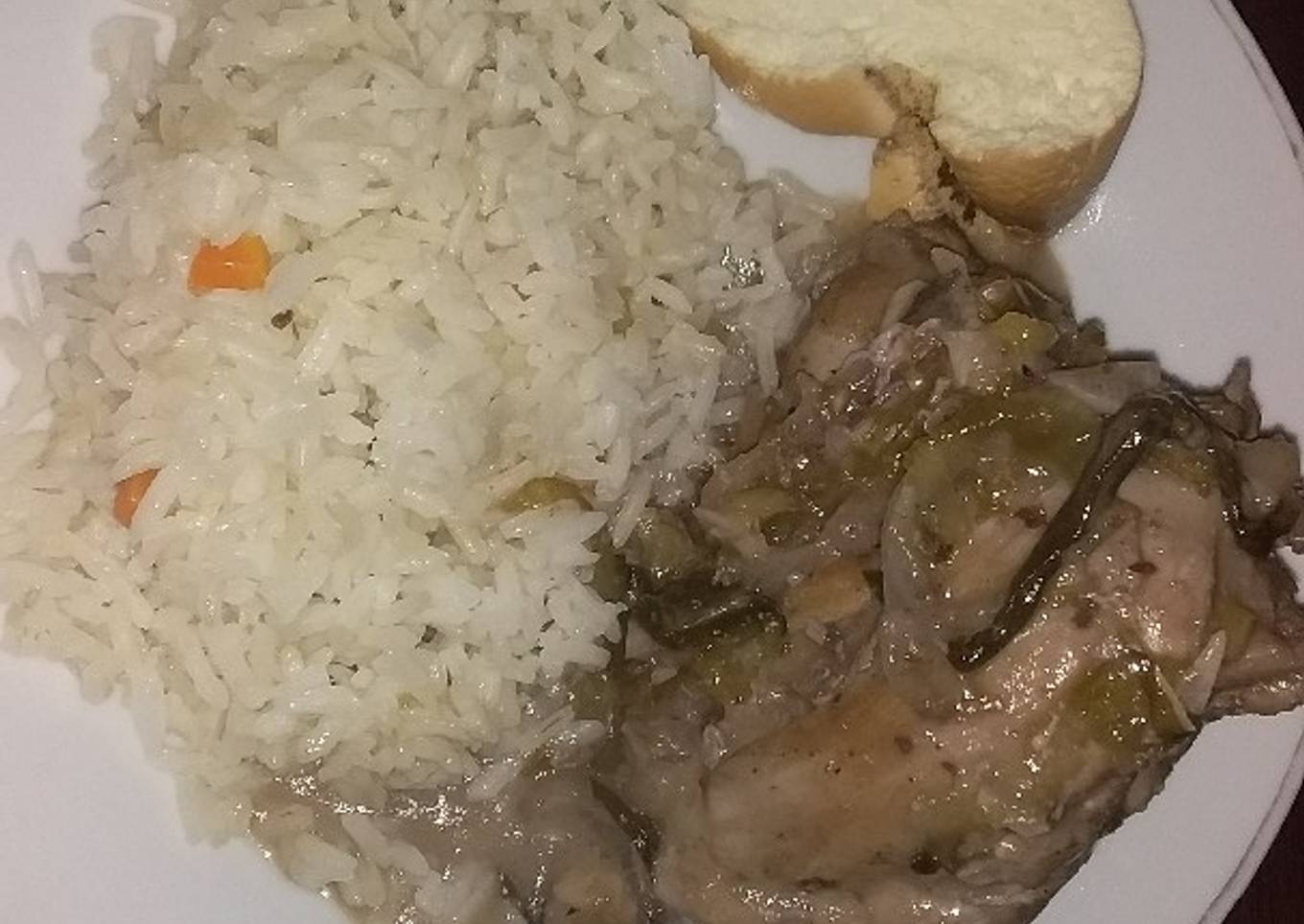 Pollo al vino con espinaca