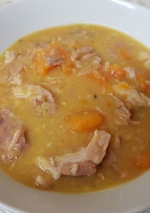 A picture of My lovely thick Pea & Ham Soup. 😘.