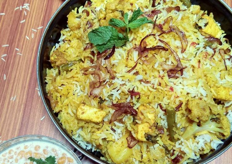 Recipe of Super Quick Homemade Hadrabadi dum biryani (veg)