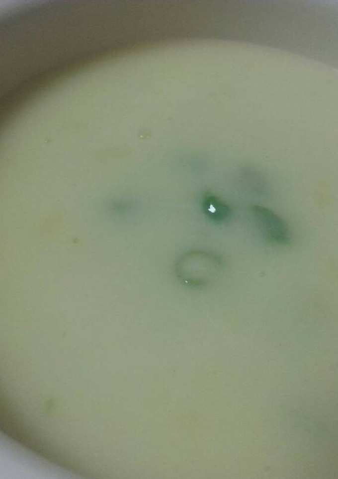 Una foto de Crema de espárragos trigueros