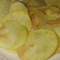 A picture of Crispy potato chips.