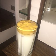 A picture of Dalgona Coffee.