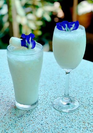 รูปของ สมูทตี้ลิ้นจี่โยเกิร์ต [Lychee yogurt smoothie]