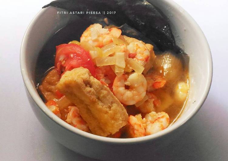 Sop udang tahu