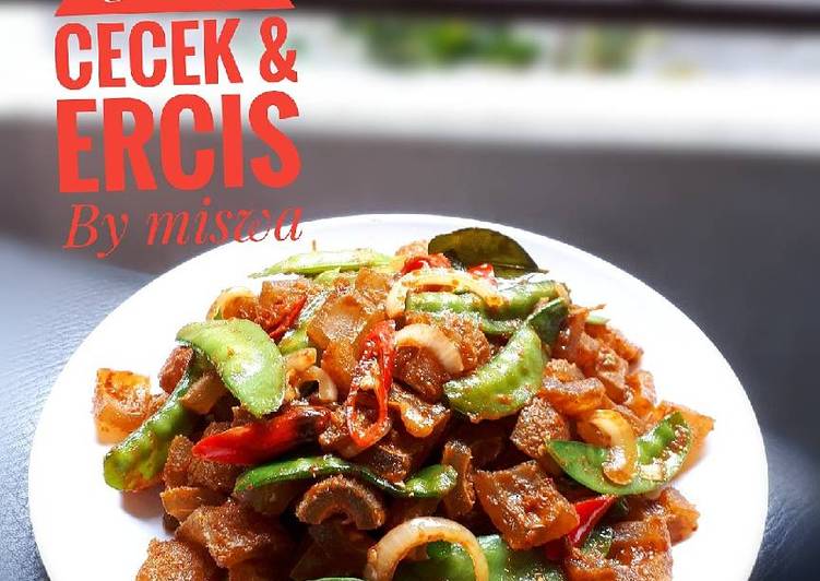 Langkah mengolah Sambel goreng cecek dan ercis sedap