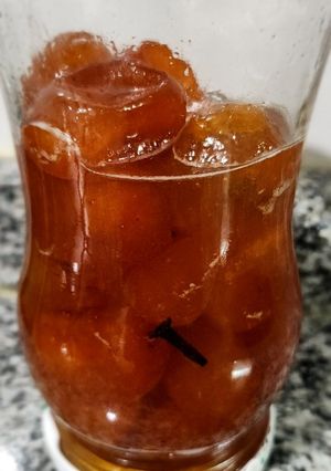 Una foto de Quinotos en almíbar al whisky