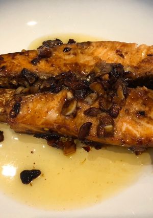 A picture of Salmon teriyaki.