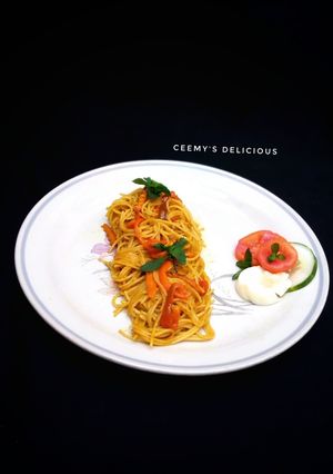 Stir fry pasta ainihin hoton girkin