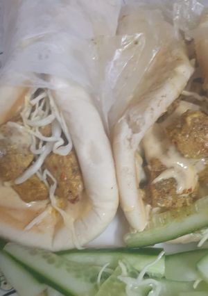 A picture of Chicken pita wrap.