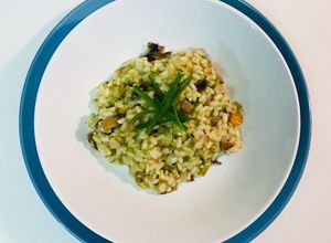 Una foto de Risotto de verduritas y bacon!