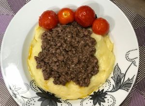 Foto de Aligot com ragu de cordeiro