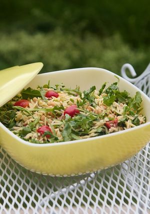 A picture of Orzo Salad with Tuna & Chickpeas.