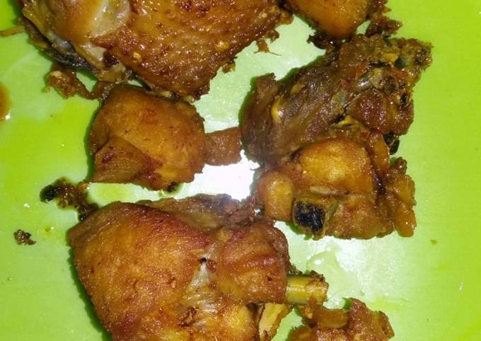 Ayam goreng maknyusss