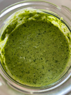 A picture of Walnut spinach ricotta pesto 🍀.