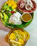 Bò nhúng dấm cuốn bánh tráng