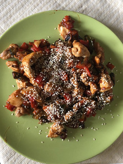 Una foto de Pollo con verduras agridulce