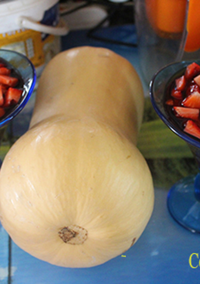 Una foto de Mandarina y fresas con mosto