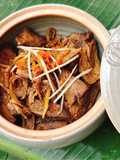 Chân nấm đông cô kho gừng