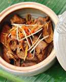 Chân nấm đông cô kho gừng