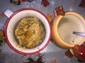 Foto principal de Mug cake de avena y plátano (microondas) desayuno en 2 min!🥣