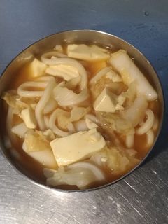 韓式辣年糕鍋燒麵 的食譜成品照片