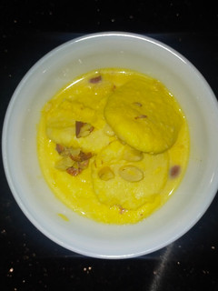 ரஸ்மலாய் (Rasmalai recipe in tamil) செய்முறை முக்கிய புகைப்படம்