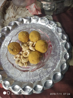 A picture of Moongdal Laddu.