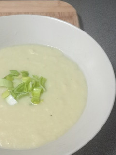 Una foto de 🥄Crema de puerros