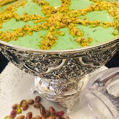A picture of Pistachios nuts cream.