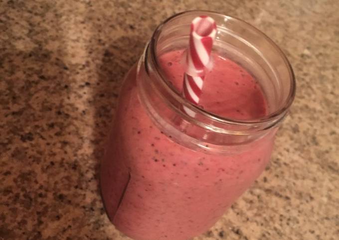 Recipe of Jamie Oliver Berry Breakfast Smoothie