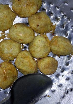 A picture of Yam balls.