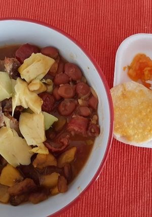 Una foto de Cazuela de frijoles