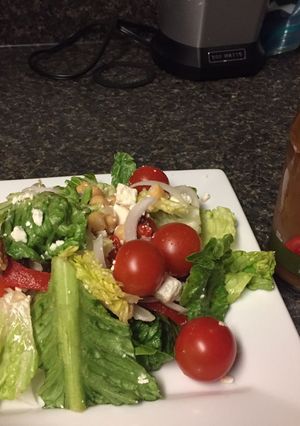 A picture of Taziki's Mediterranean Salad my version.