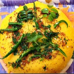 A picture of Dhokla.