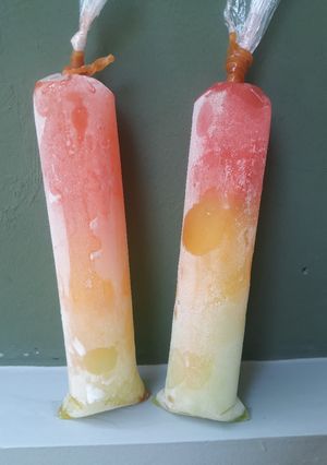 Foto resep Es sirup pelangi :)