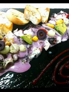 Una foto de Pulpo al olivo