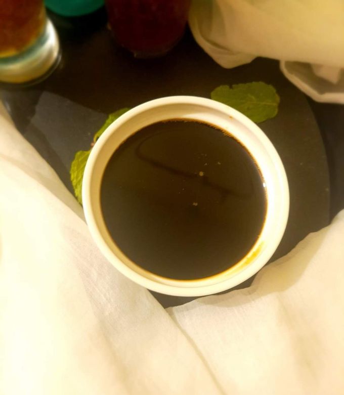 A picture of Nannari syrup.