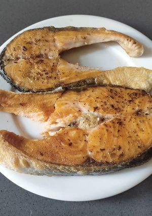 A picture of Fried Salmon.