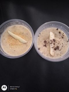 सफरचंद नारळ योगर्ट पेर चोकलेट योगर्ट (apple coconut per chocolate yogurt recipe in marathi) रेसिपी चे मुख्य फोटो