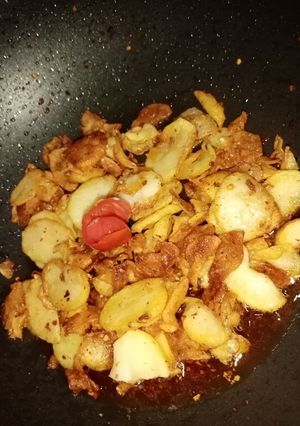 A picture of Fry potatoes.