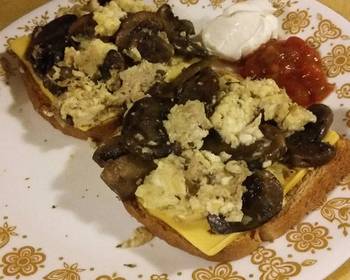 Without Fail Serving Recipe Mushroom Scrambled Eggs over Toast Savory Delicious