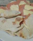 Pan árabe con Jamón y Queso