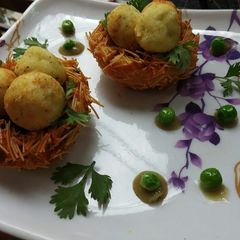 A picture of Aloo Paneer Bird Nest.