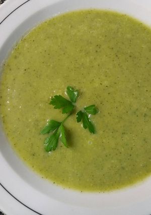 Una foto de Crema de calabacín con queso crema